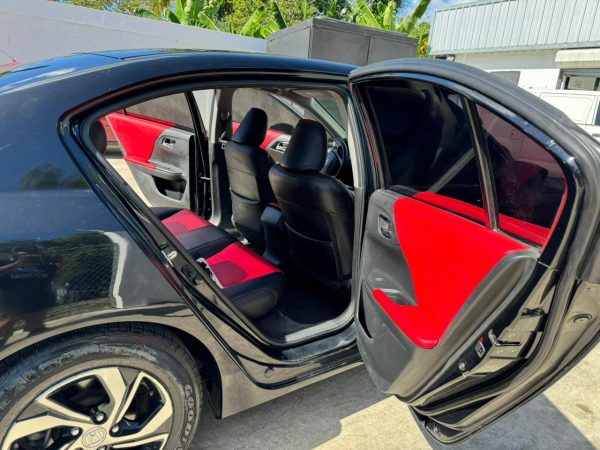 Honda Accord 2018 - Image 7